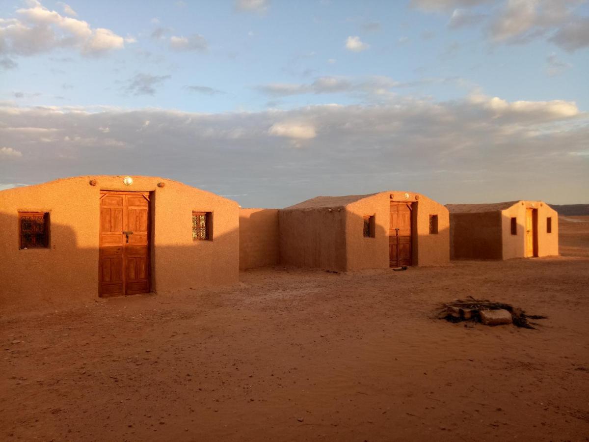 Sahara Peace Camp Hotel ซากอร่า ภายนอก รูปภาพ